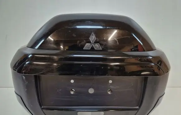 Mitsubishi Pajero Voltmeter 