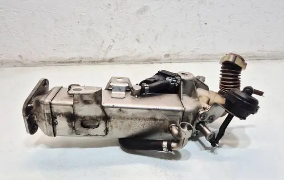 BMW 3 F30 F35 F31 EGR valve cooler 781075107