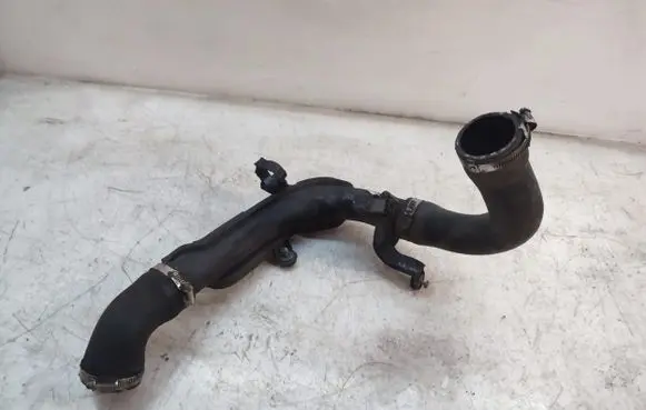 Volkswagen Golf VI Intercooler hose/pipe 1K0145770