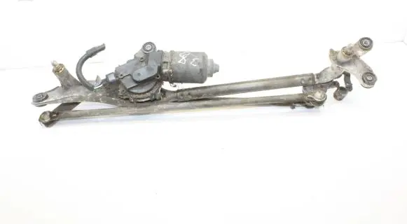 Lexus GS 300 350 430 450H Front wiper linkage and motor 8511030600