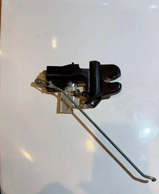 Mitsubishi Lancer Loading door lock 