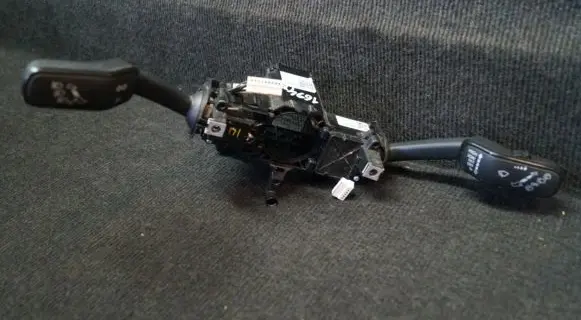 Volkswagen PASSAT B8 Indicator stalk 3Q0953521AM