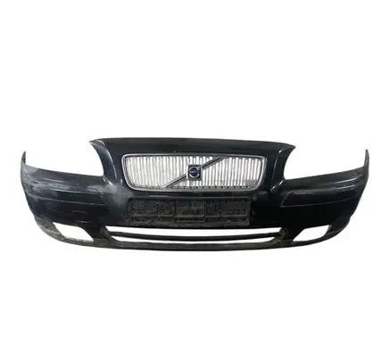 Volvo V70 Front bumper 08693340