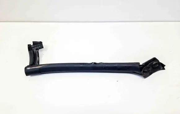Mercedes-Benz SL R231 Rear door rubber seal (on body) 2317900498 A2317900498