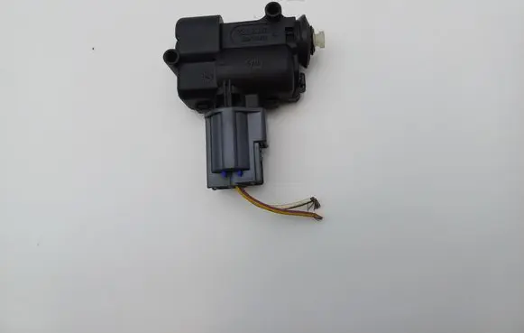 Ford Focus Fuel tank cap lock 
