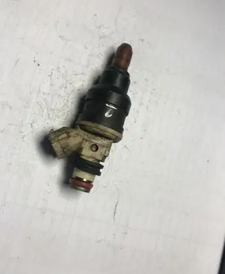 Suzuki Grand Vitara I Fuel injector INP470