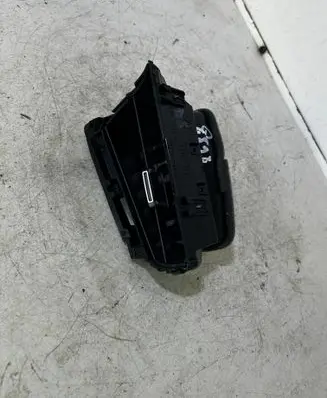 Toyota Corolla E210 E21 Dashboard side air vent grill/cover trim 5566002510 5566002520 055641
