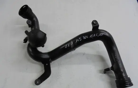 Volkswagen Golf VI Intercooler hose/pipe