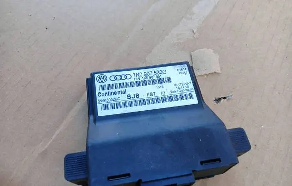 Volkswagen PASSAT B7 Gateway control module 7N0907530G 5WK50026C 1K0907951