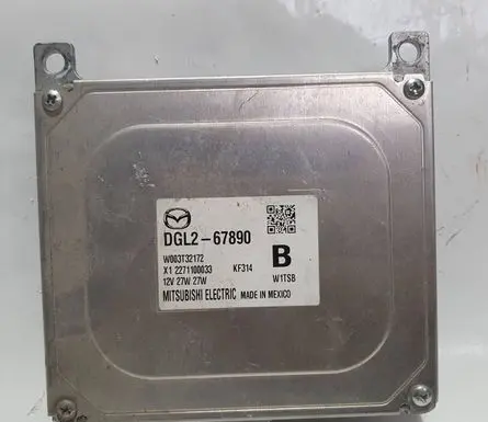 Mazda 3 LED ballast control module DGL267890 W003T32172