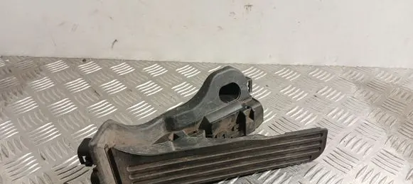 Volkswagen PASSAT B7 Accelerator throttle pedal 1K1723503AA