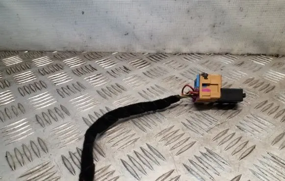 Audi A3 S3 A3 Sportback 8P Other relay 7M0951253C