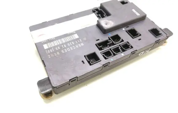 Mercedes-Benz E W211 Door control unit/module 2118208285