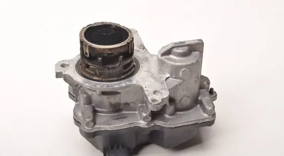 Skoda Octavia Mk4 EGR valve 05L131501M