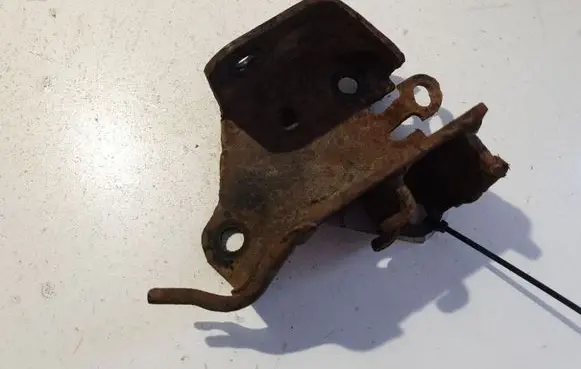 Nissan Micra Bracket in trunk/boot 