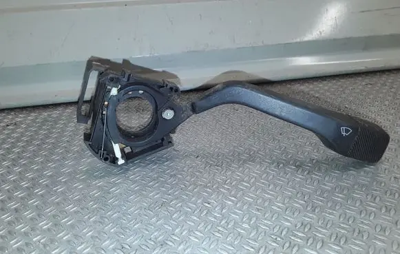 Volkswagen Golf II Wiper control stalk