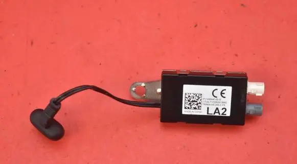 Tesla Model S Sound amplifier 1448946-00-B