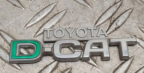 Toyota Verso Fender model badge letters