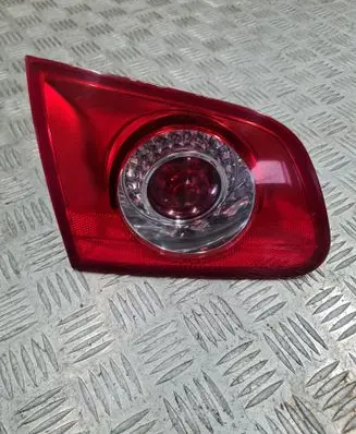 Volkswagen PASSAT B6 Tailgate rear/tail lights