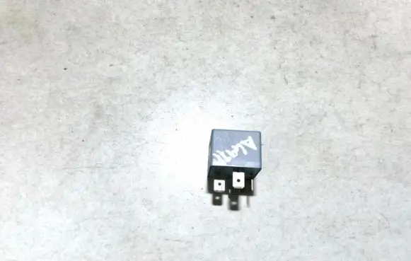 Audi TT Mk1 Other relay 141951253b 20240072