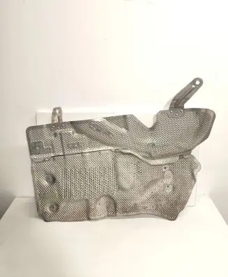 BMW 5 F10 F11 Heat shield in engine bay 7193523 7185246 24640010