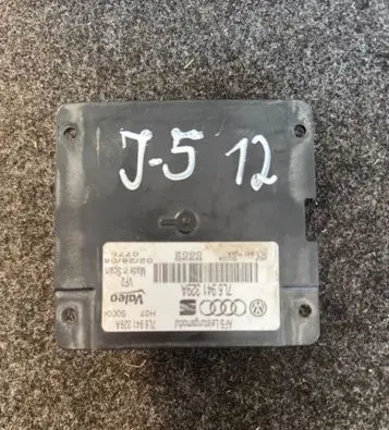 Volkswagen PASSAT B6 Headlight ballast module Xenon 7L6941329A 89393663