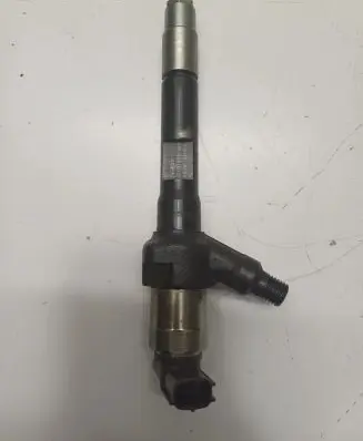 Mazda 6 Fuel injector R2AA13H50