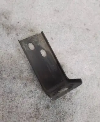 Radiator support slam panel bracket