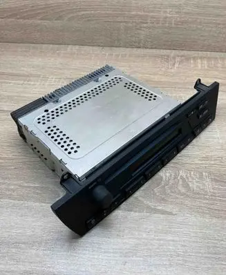 BMW X3 E83 Radio/CD/DVD/GPS head unit VD101651013323