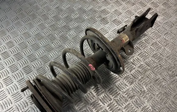 Toyota Avensis T270 Front shock absorber with coil spring