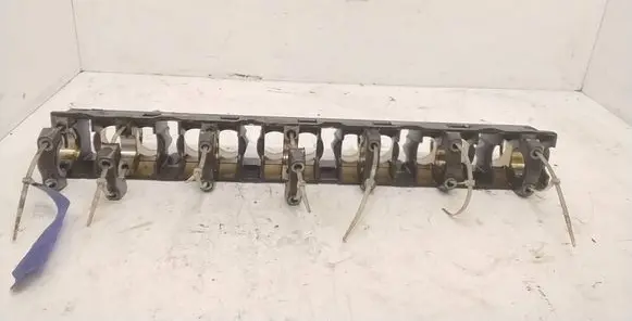 BMW 3 E36 Other cylinder head part 1738304