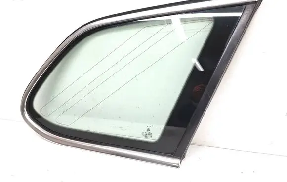 Volkswagen Golf VI Rear side window 1K9845298AJ