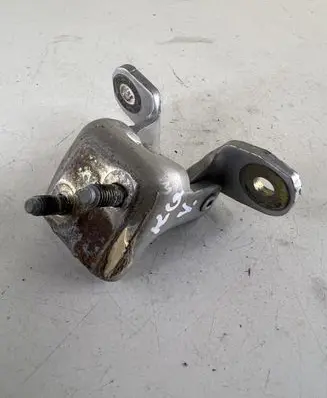 Mercedes-Benz ML W163 Rear door upper hinge 