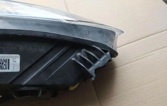 Ford Focus Headlight/headlamp JX7B-13W030-CE