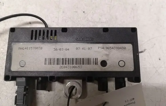 Peugeot 407 Aerial antenna amplifier 9654390480