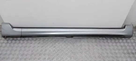Volvo V70 Sill 39883024