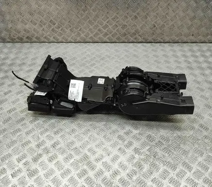 Audi Q7 4M Interior heater climate box assembly CZ1173006705 4M0820521