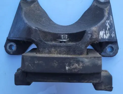 BMW 5 E60 E61 Gearbox mount 