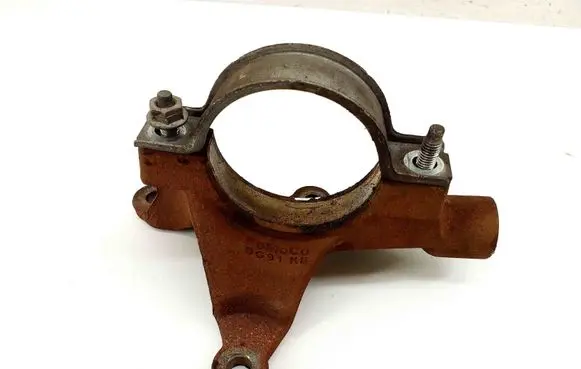 Ford S-MAX Driveshaft support bearing bracket DG91KB
