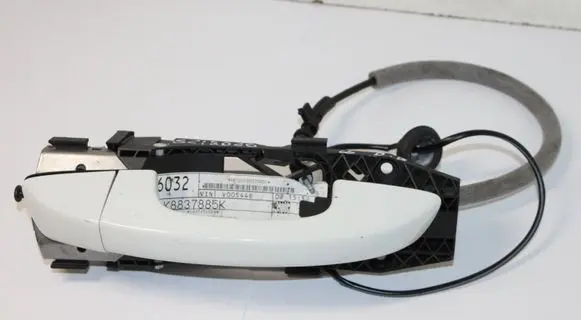 Volkswagen Scirocco Front door exterior handle 1K8837885K