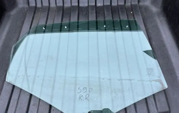 Volvo S90, V90 Rear door window glass 43R001105 BQEBA E000186