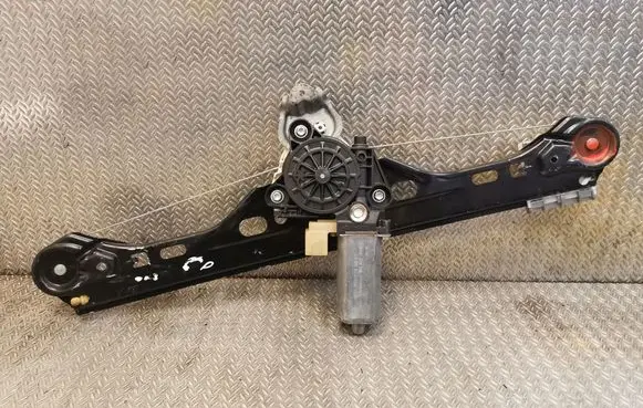 Mercedes-Benz C W203 Rear window lifting mechanism without motor 2038203042
