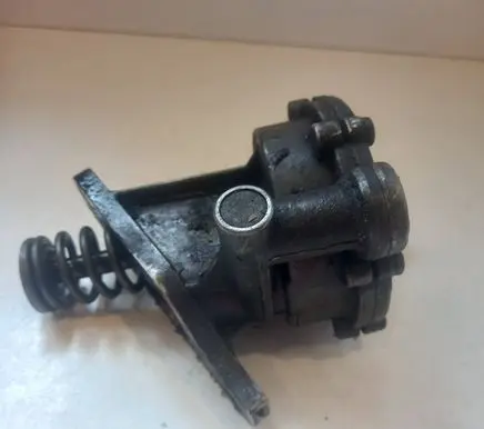 Volkswagen Transporter - Caravelle T4 Vacuum pump 074145100A B4T300 P4T300