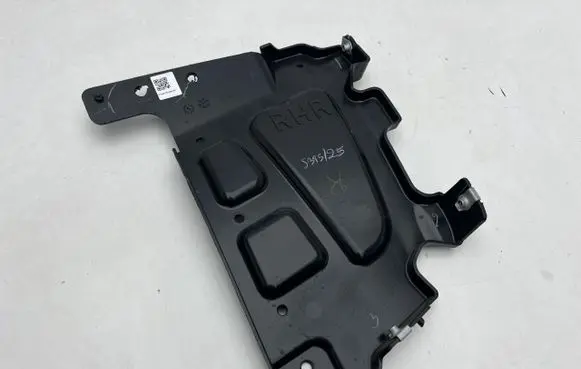 Ford Escort Rear mudguard N1WB-16L558-EB