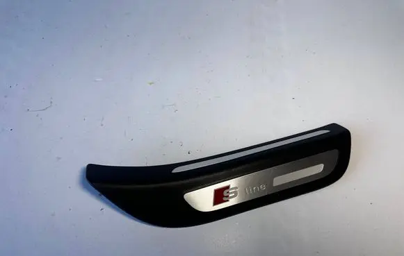 Audi Q5 SQ5 Rear sill trim cover 8R0853376C
