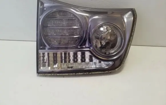 Lexus RX 330 - 350 - 400H Tailgate rear/tail lights KOITO4865 4865