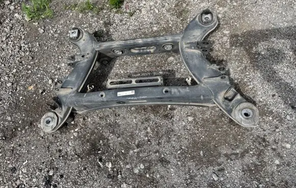Mercedes-Benz GLK (X204) Rear subframe A2043507620 031114 4395464