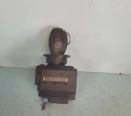 Mercedes-Benz CLK A209 C209 Ignition lock 2095450508 33002404 33002403