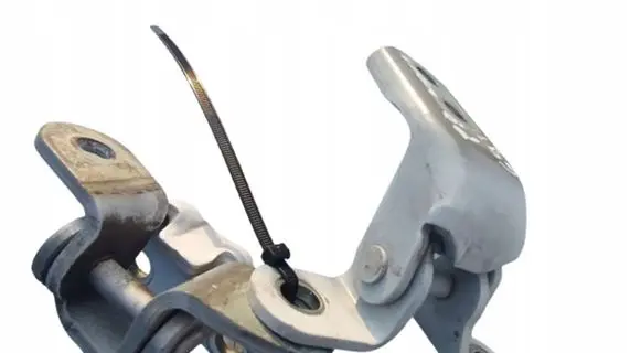 Toyota Auris E180 Front door hinge set 