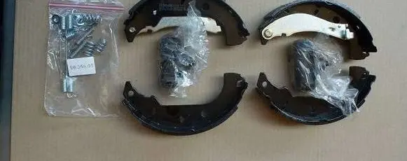 Fiat Tempra Handbrake/parking brake pads 0204113594